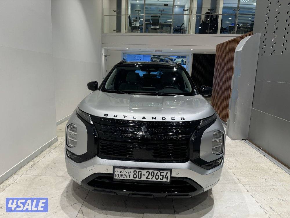 Mitsubishi Outlander1