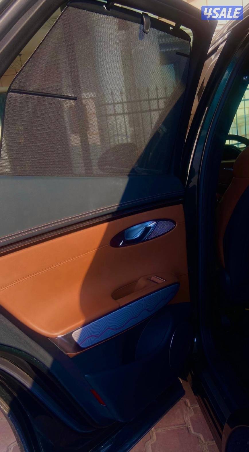 للبيع جينسيس كامل الموصفات صبغ الوكاله حمايه كامله2