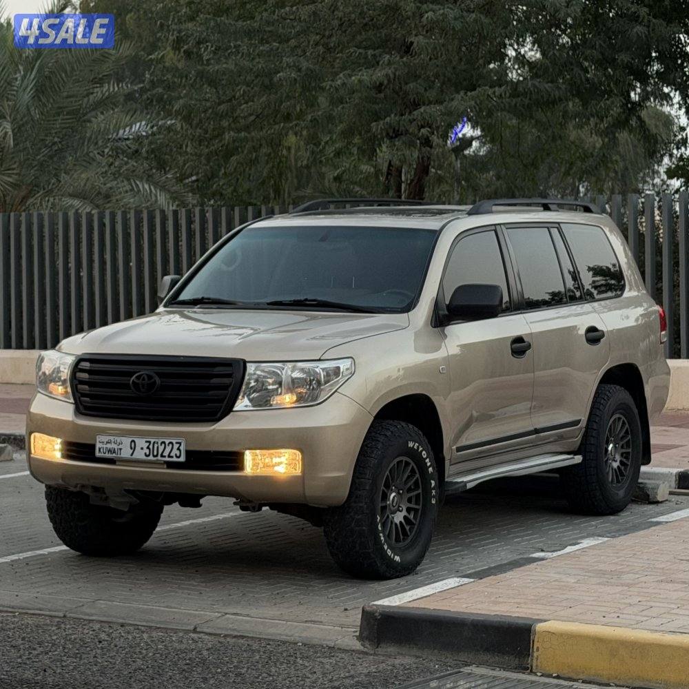 للبيع لاند سيرفس يديد 6 سلندر وارد الساير ممشى 380 الف0