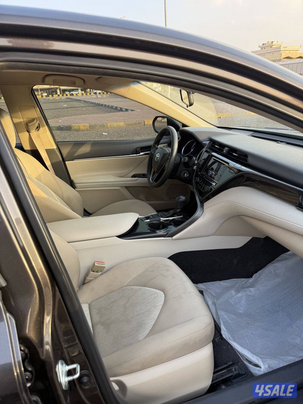 كامري 2020 LE رنقات9