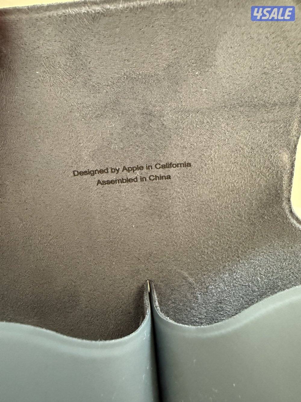 سماعة ابل apple airpods جودتها عاليه في صوت وعزل الصوت3