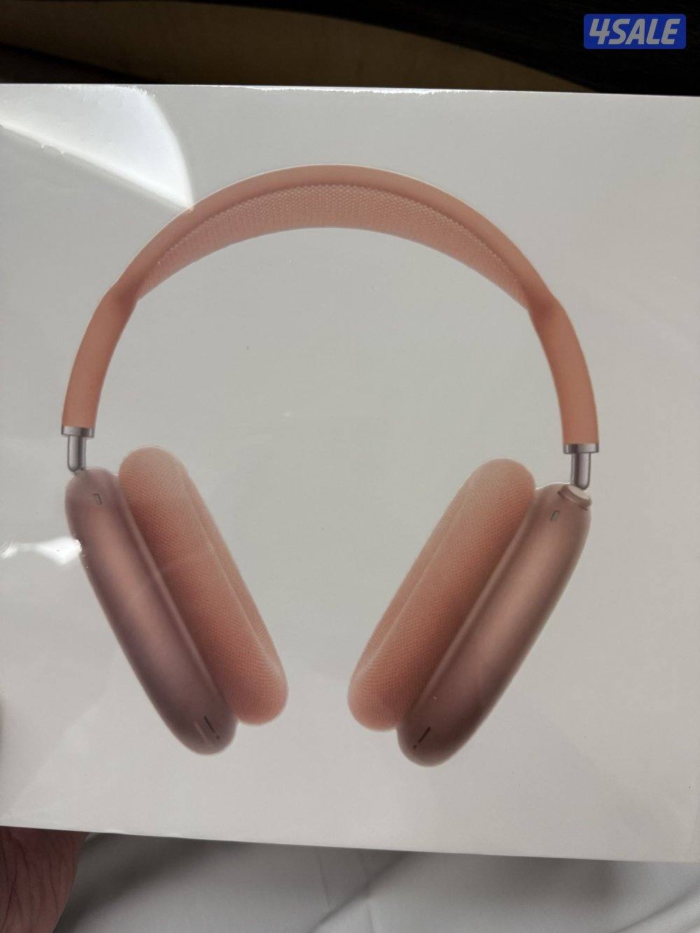 سماعة ابل apple airpods جودتها عاليه في صوت وعزل الصوت4