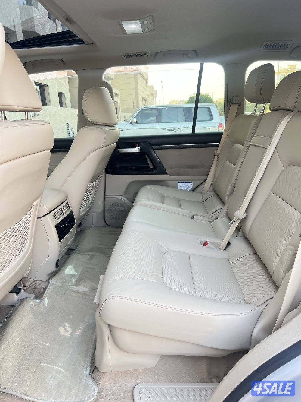 لاند كروزر GX-R قراند تورينق v8 عداد 147 الف صبغ الوكاله 2020 الساير7