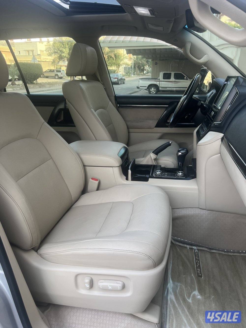 لاند كروزر GX-R قراند تورينق v8 عداد 147 الف صبغ الوكاله 2020 الساير9