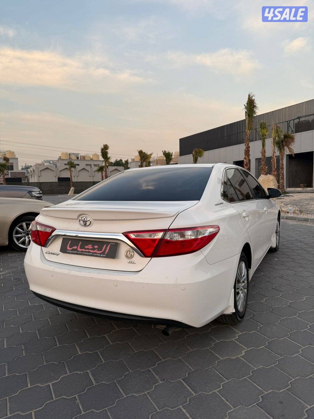 النشاما لبيع وشراء السيارات تويوتا كامري2