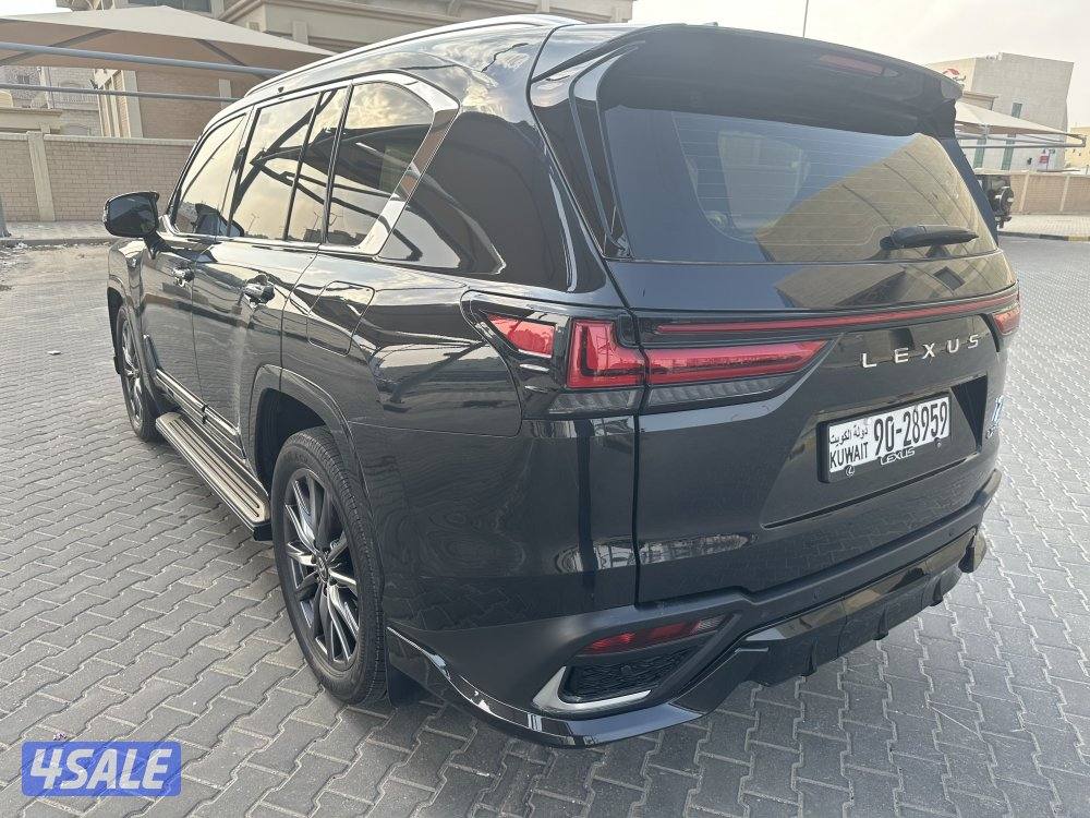للبيع جيب لكزس LX600 SPORT 20253