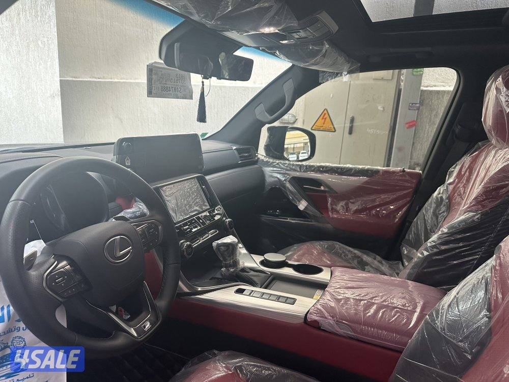 للبيع جيب لكزس LX600 SPORT 20254