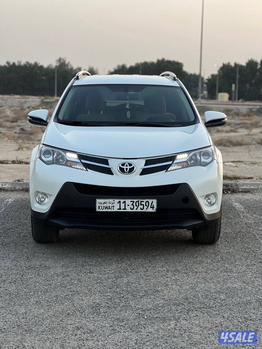 للبيع راف فور 2014 شرط الفحص قير مكينة شاصي بدي4