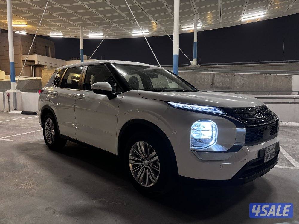 اوتلاندر 20251