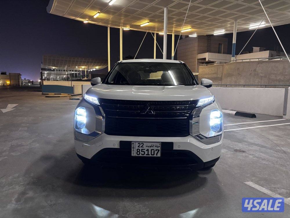 اوتلاندر 20252