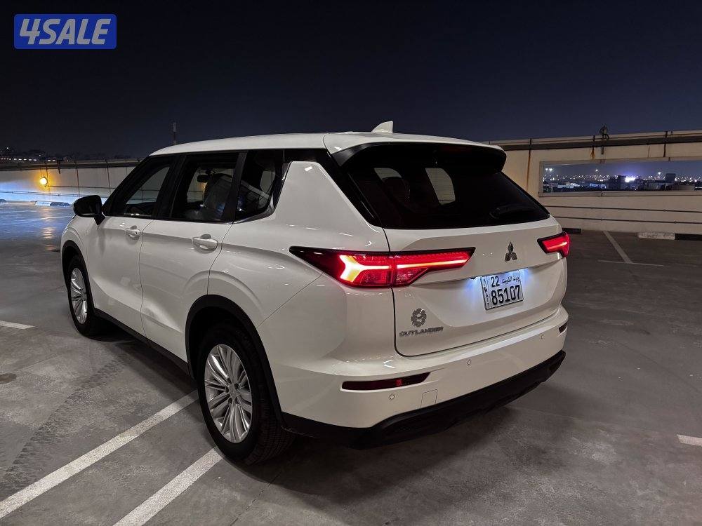 اوتلاندر 20255