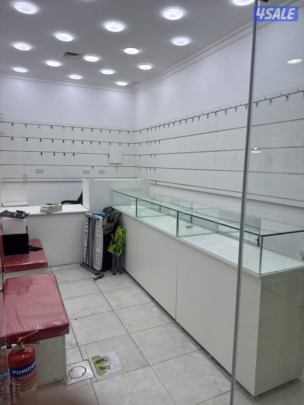 محل بالعزيزية مجمع الثريا0