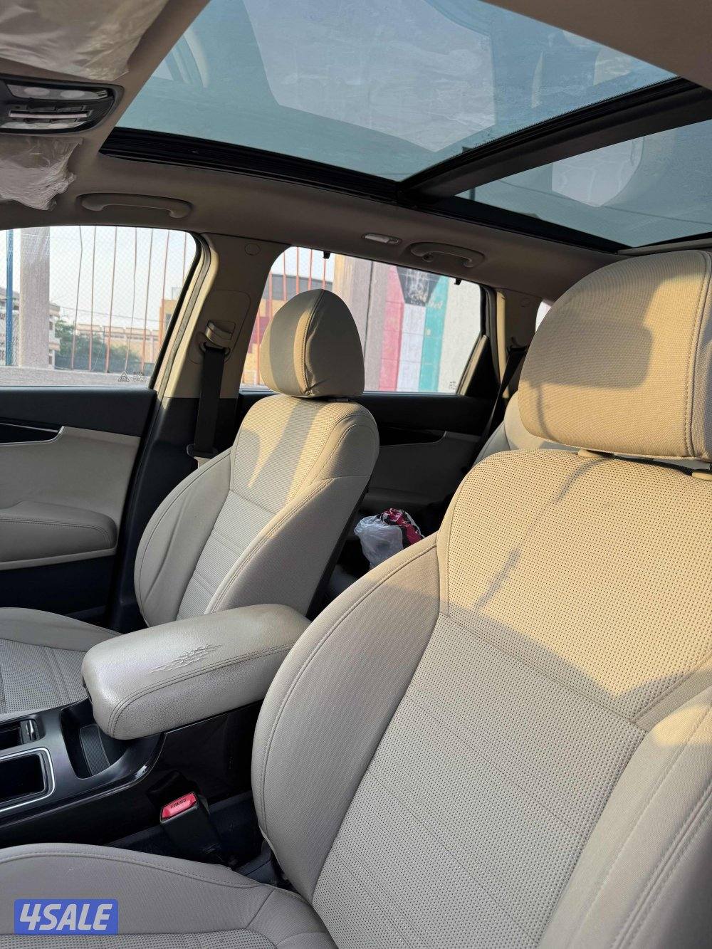 للبيع كيا سرينتو ٢٠١٨ كامل الموصفات4