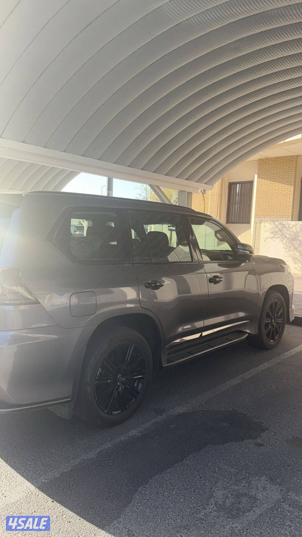 جيب لكزس سبورت ٢٠١٩ قمه بالنظافه1