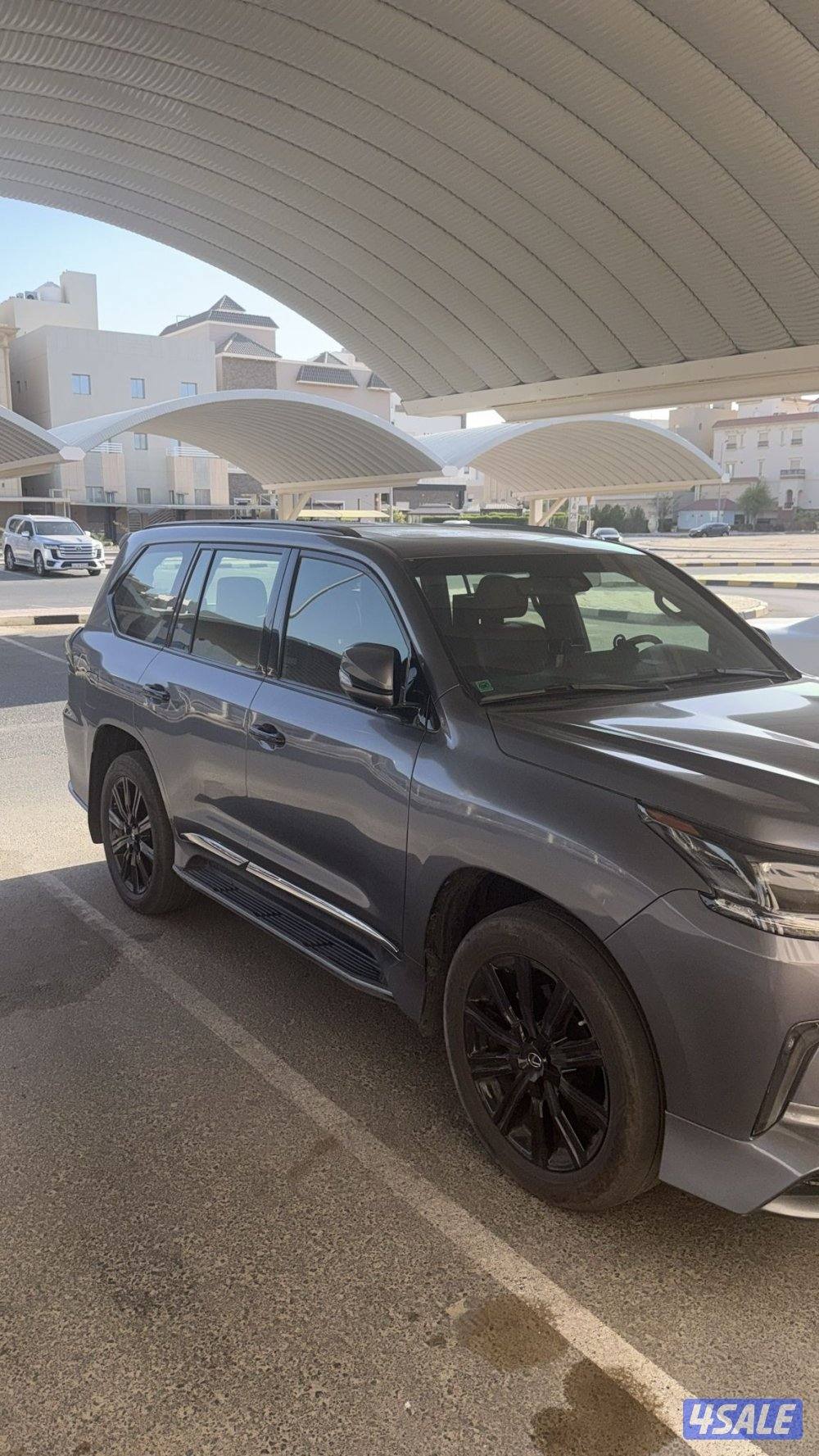 جيب لكزس سبورت ٢٠١٩ قمه بالنظافه7