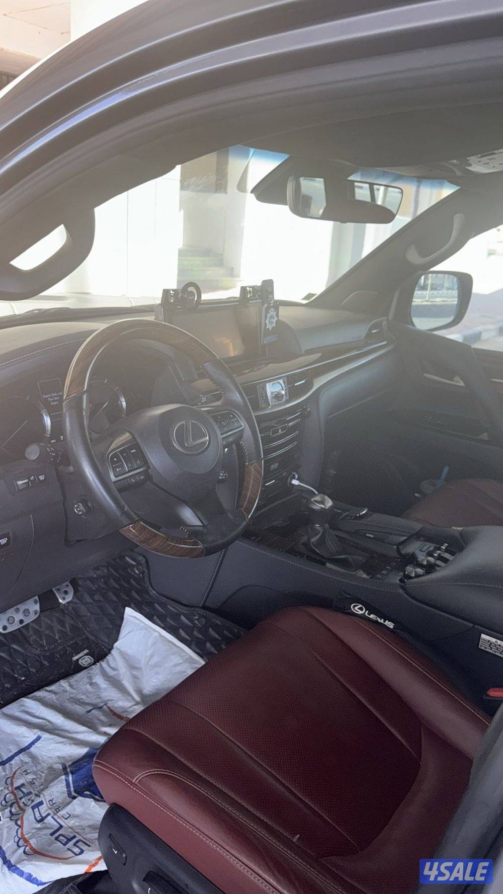 جيب لكزس سبورت ٢٠١٩ قمه بالنظافه8