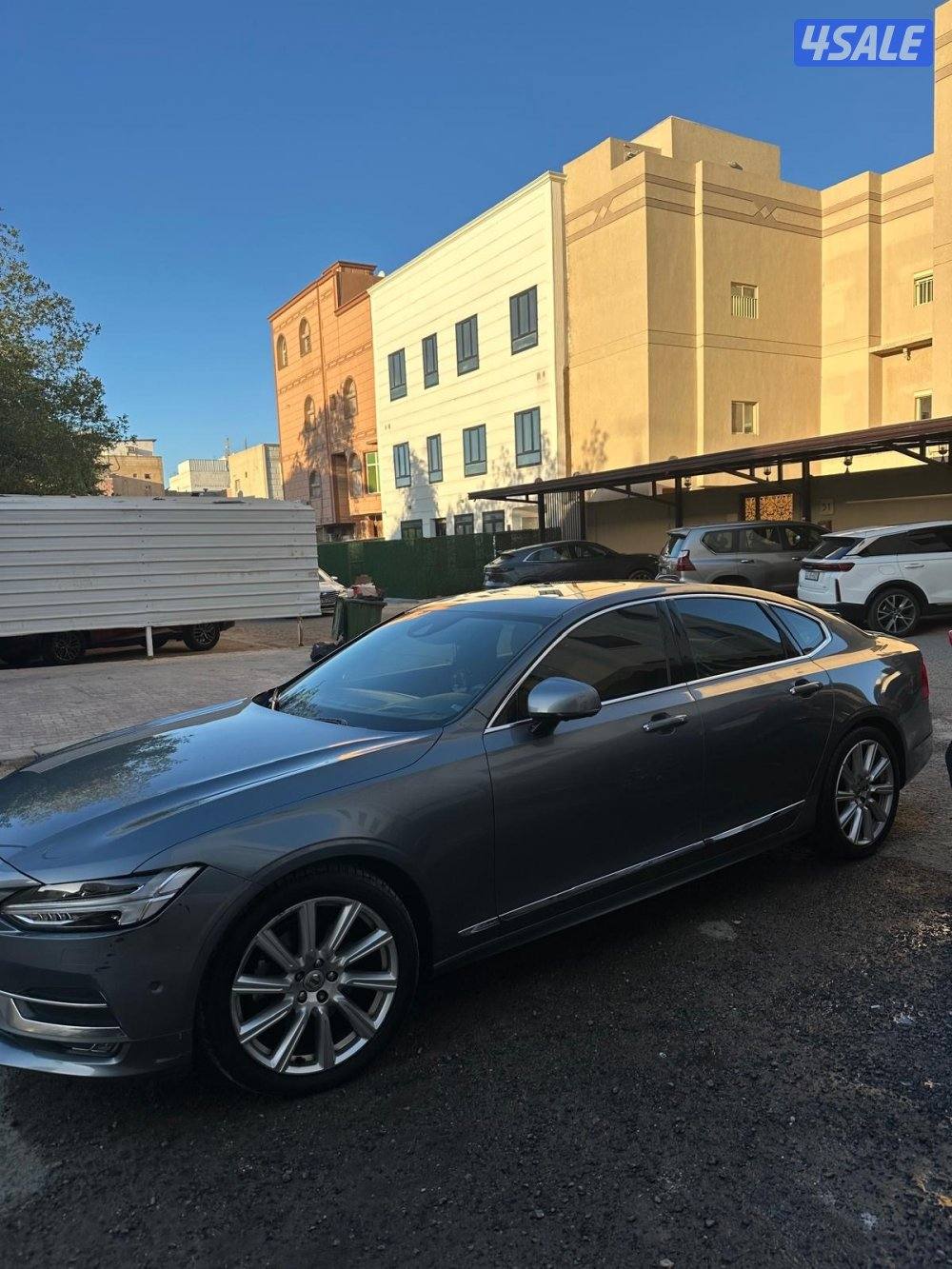 للبيع فولفو s90 بحاله ممتازه3