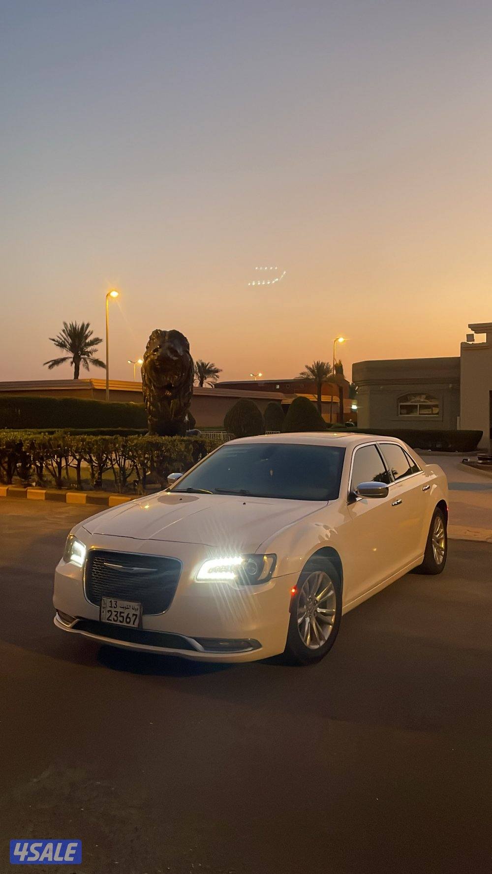 للبيع كرايسلر ٨سلندر هيمي3