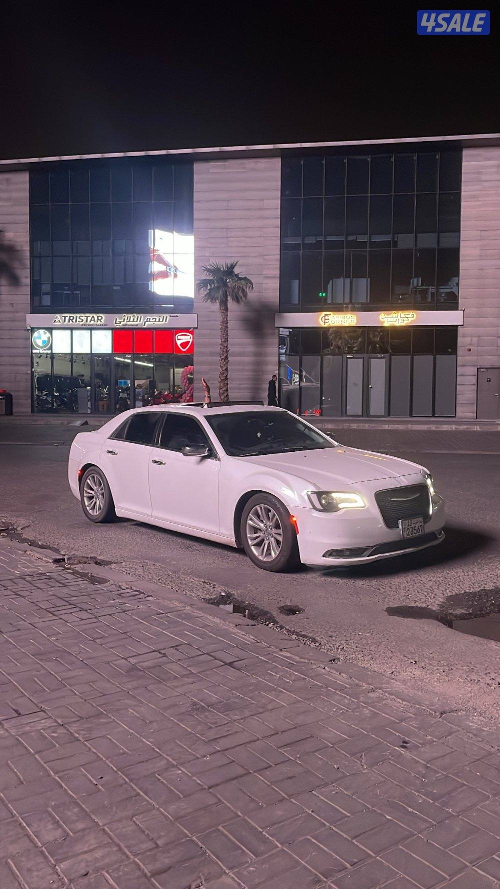 للبيع كرايسلر ٨سلندر هيمي5