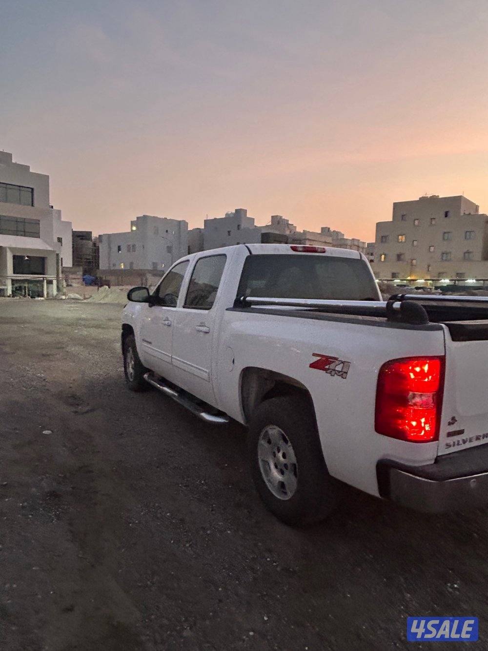 سلفرادو قمارتين ٢٠١١ دبل قير بحالة ممتازة شرط الفحص4