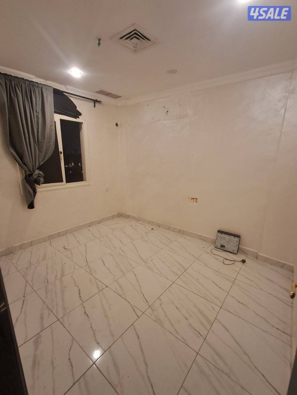 شقه للايجار  ميدان حولي غرفتين وصاله وحمام ومطبخ6