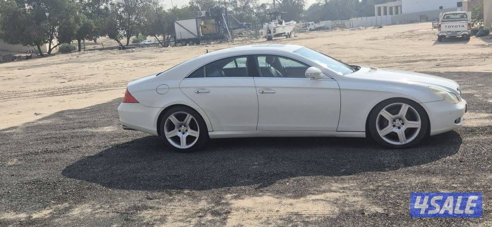 للبيع مرسيدس CLS350 موديل 20052