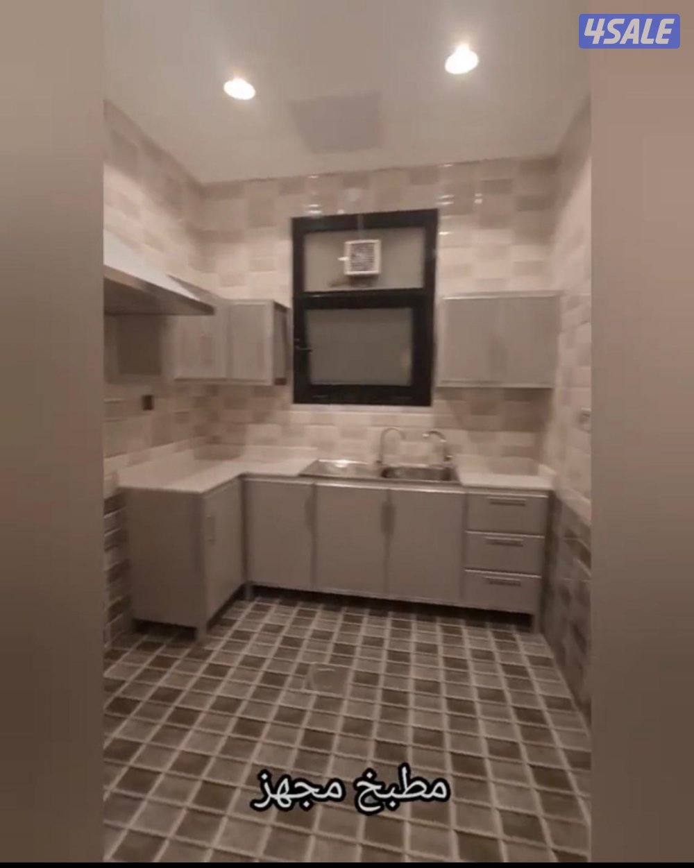 لاايجار شقه غرب عبدالله المبارك قطعه ١2
