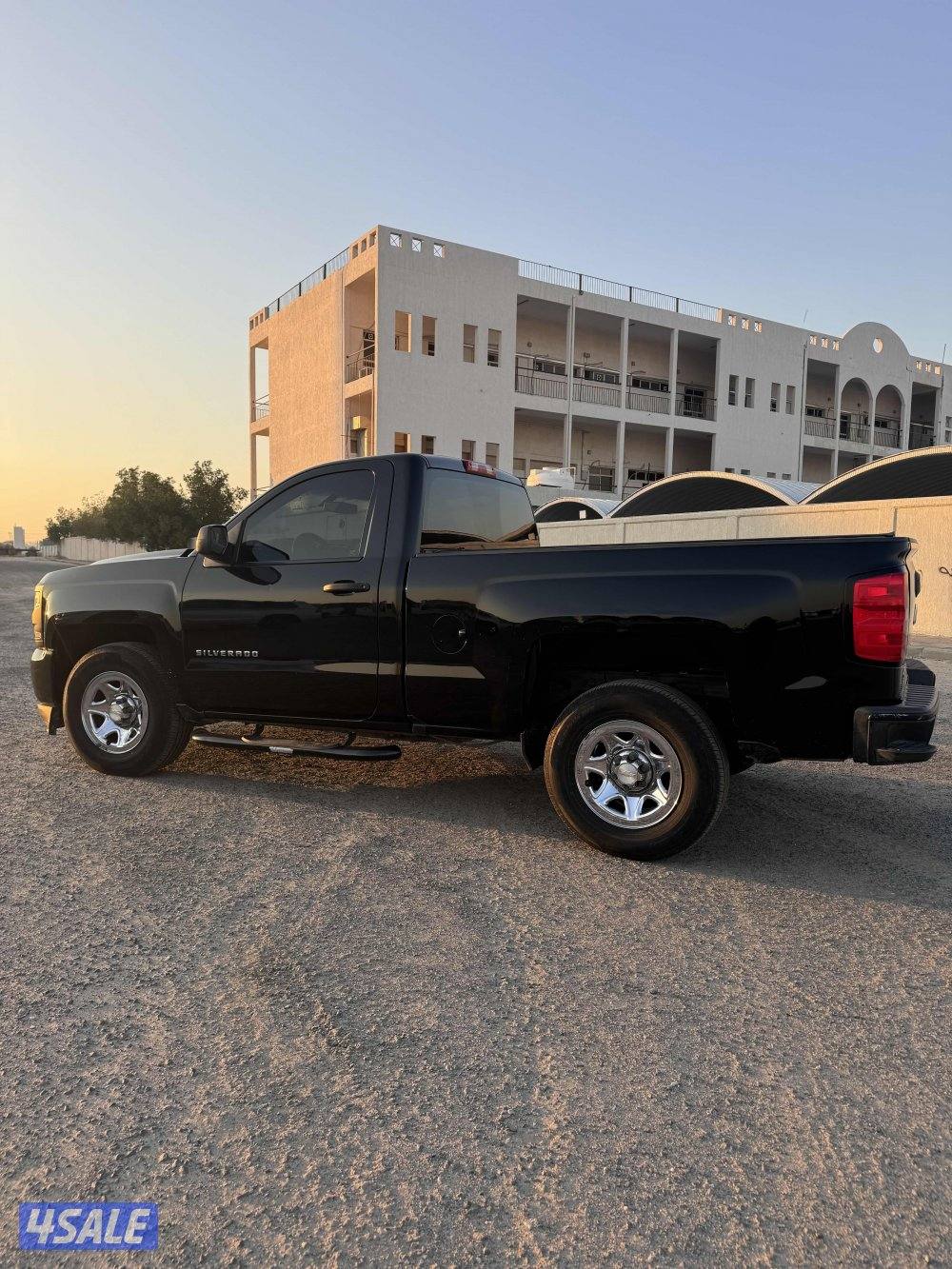 للبيع سلفرادو4