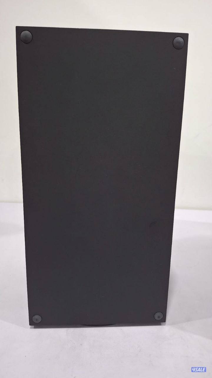 اكسبوكس سيريس اكس مع يد احترافية ويده الأصلية قيرها اليسار مكسور ويجي2