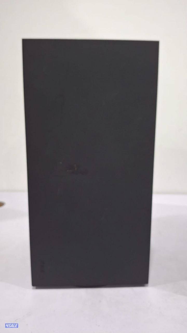 اكسبوكس سيريس اكس مع يد احترافية ويده الأصلية قيرها اليسار مكسور ويجي3