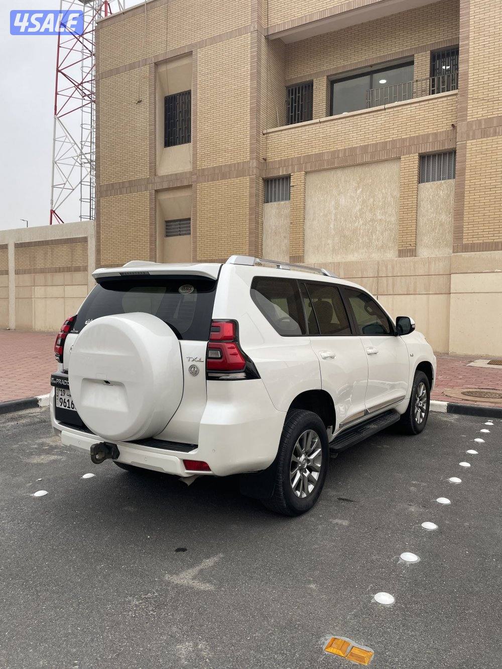 برادو TX.L المالك الأول عداد 84 الف2