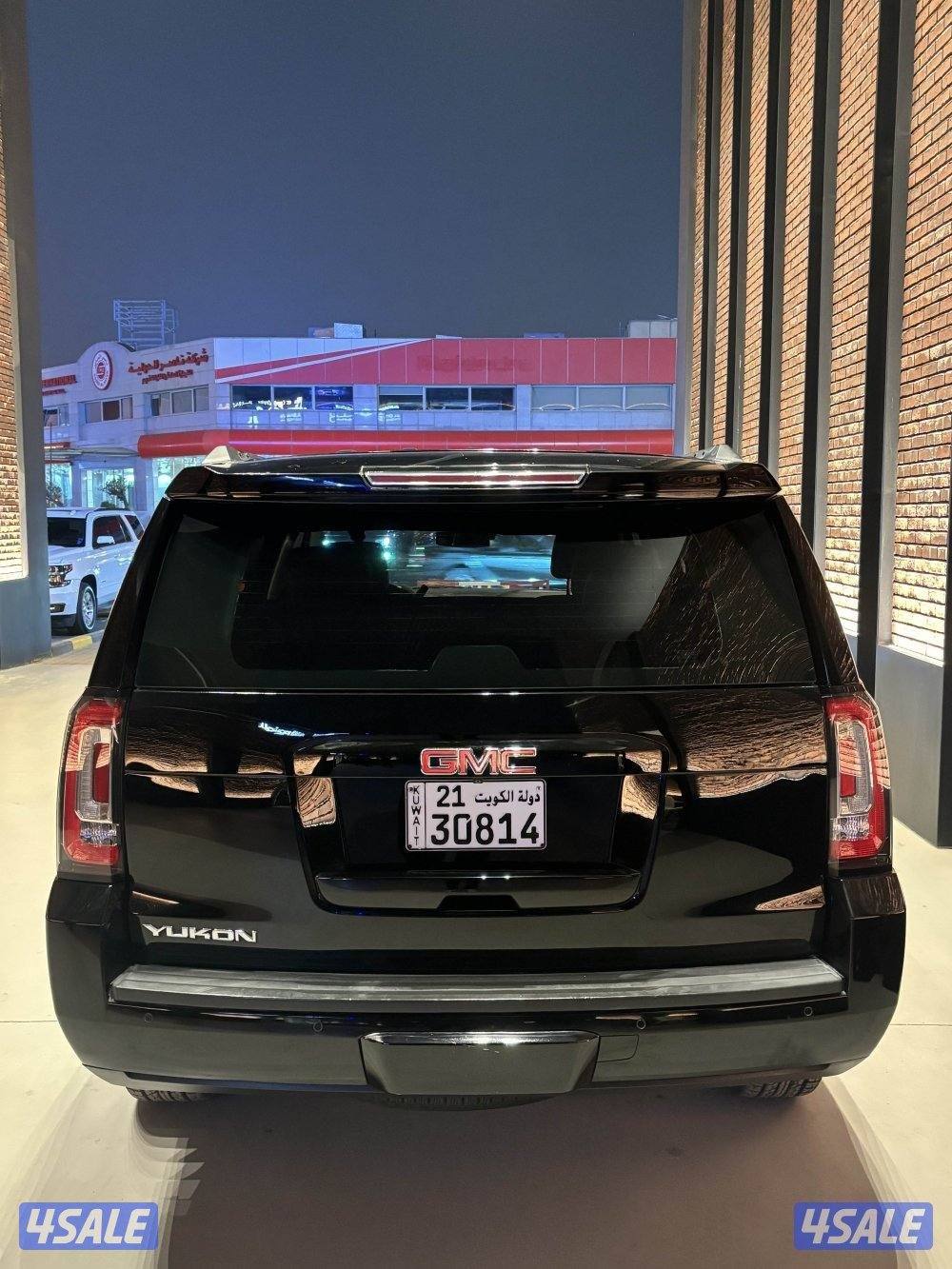 يوكن 2019 دبل قير عداد 89 الف بحالة المصنع6