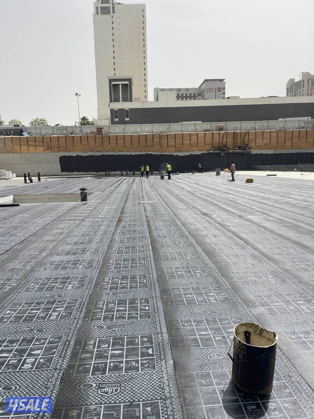 متخصصين بأعمال العازل المائي للأسطح والسراديب وأعمال صيانة الاسطح4