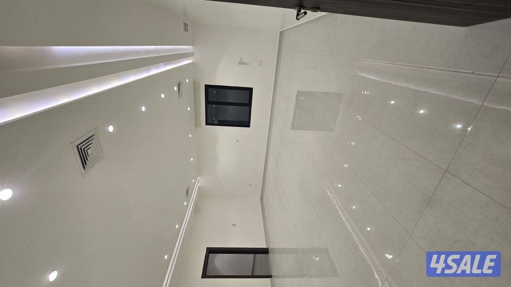 للايجار دور ارضي ف العقيله ق٣1