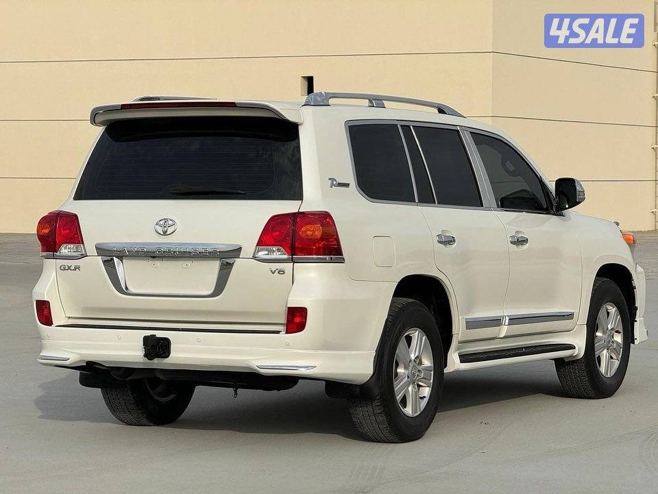 لاندكروزر2015 GXR وكاله البحرين اقرا الاعلان جيدا2