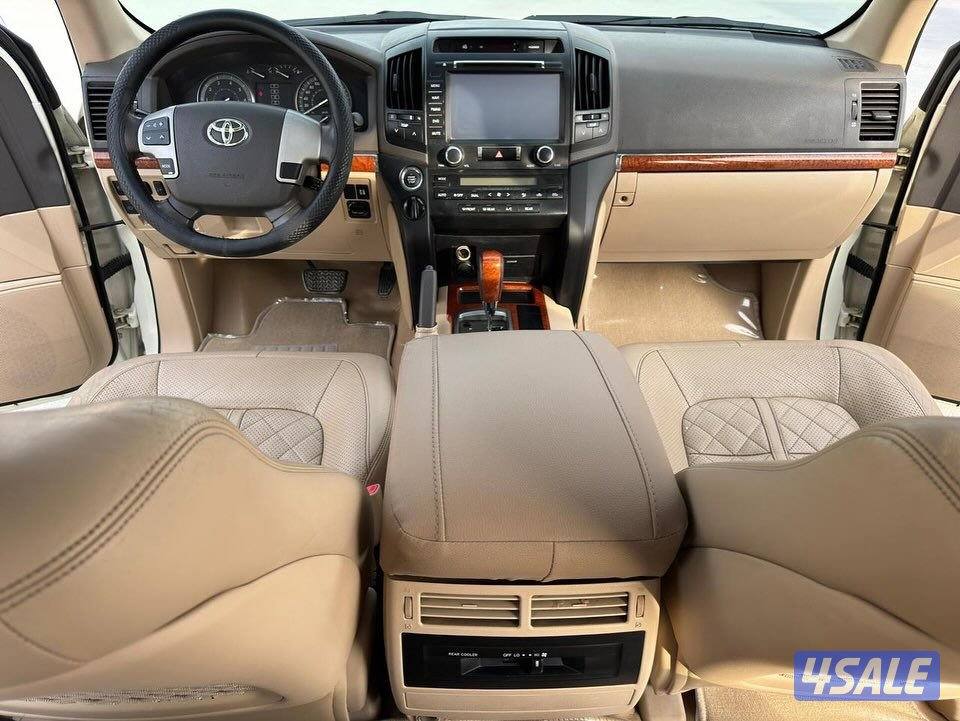 لاندكروزر2015 GXR وكاله البحرين اقرا الاعلان جيدا6