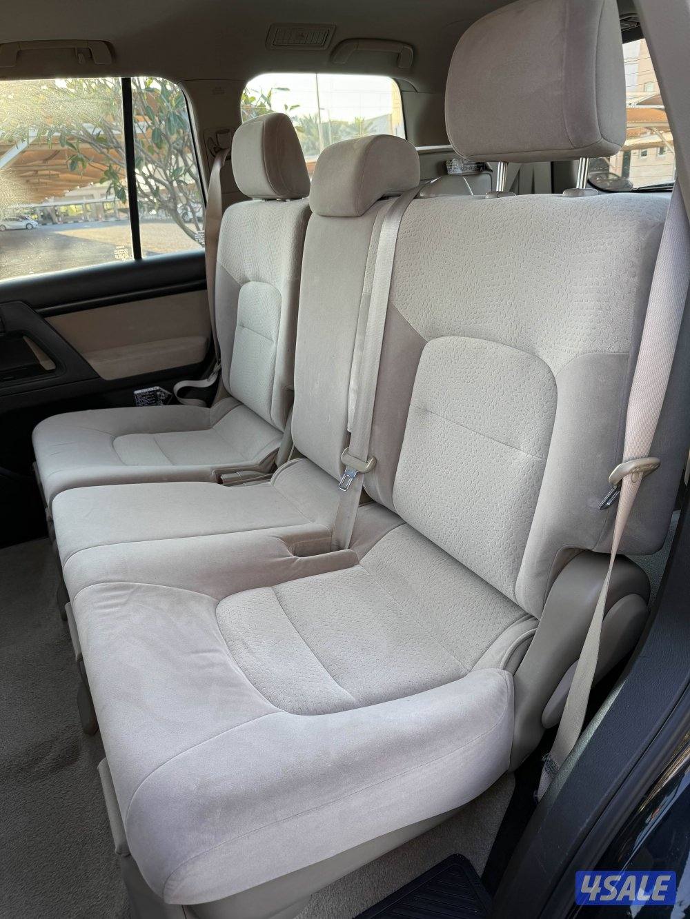 لاند كروزر 2010 GXR8