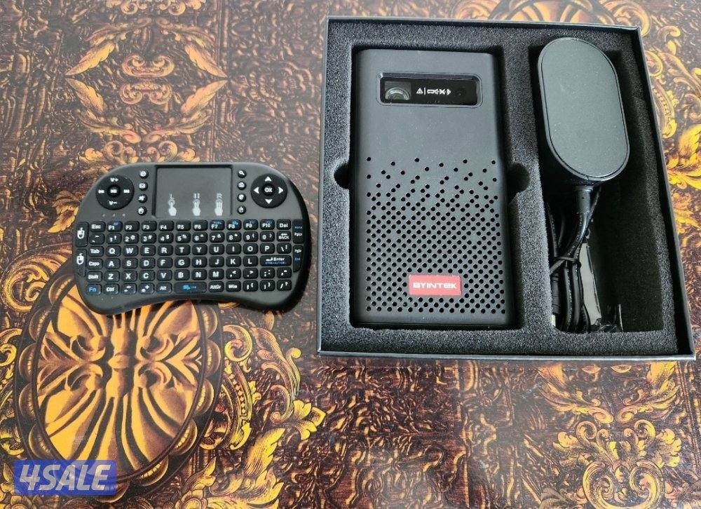 بروجيكتور جهاز عرض سينمائي منزلي LED ذكي أندرويد  1080 3D BYINTEK P201