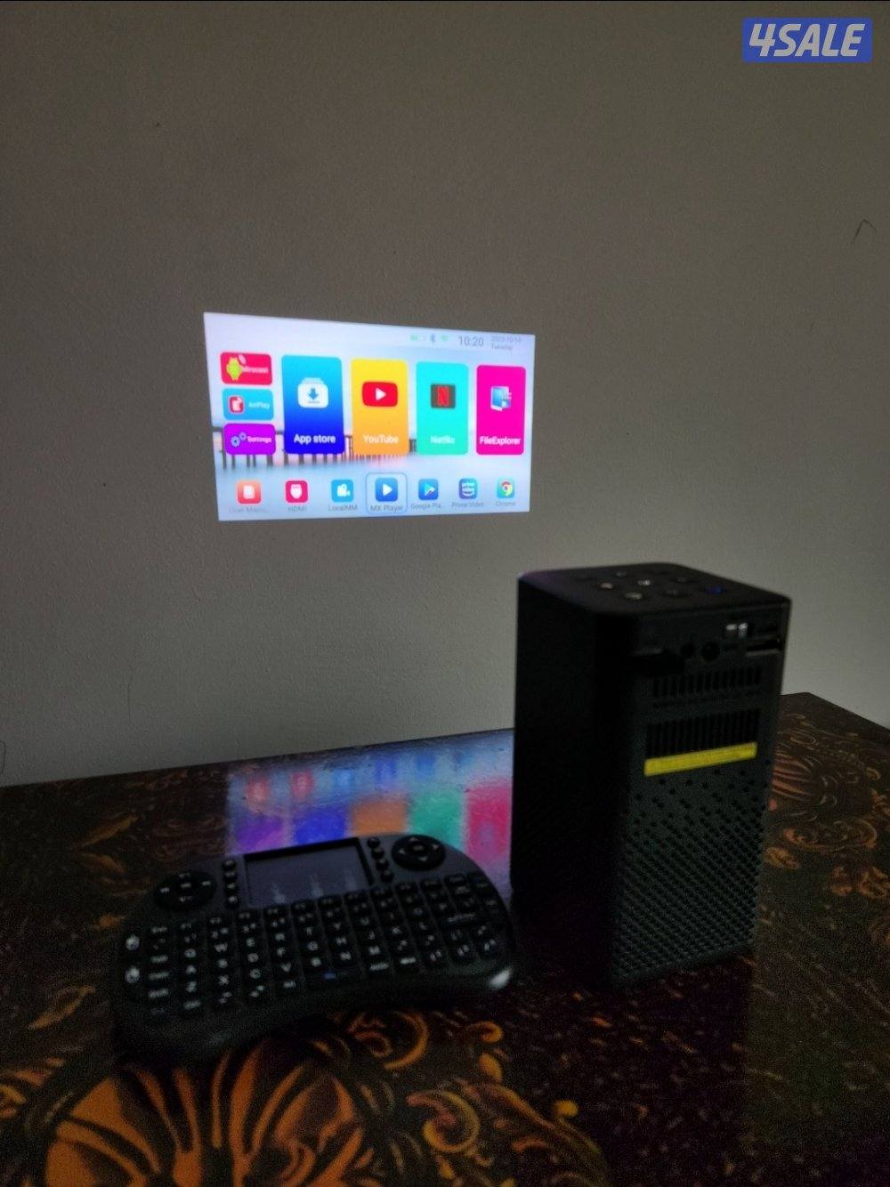 بروجيكتور جهاز عرض سينمائي منزلي LED ذكي أندرويد  1080 3D BYINTEK P202