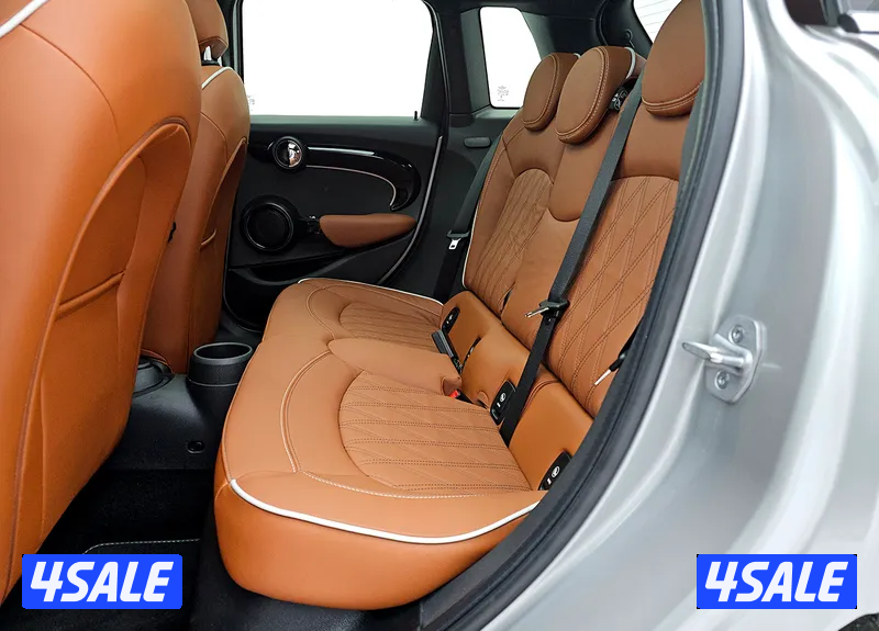 MINI COOPER S 5-Door10