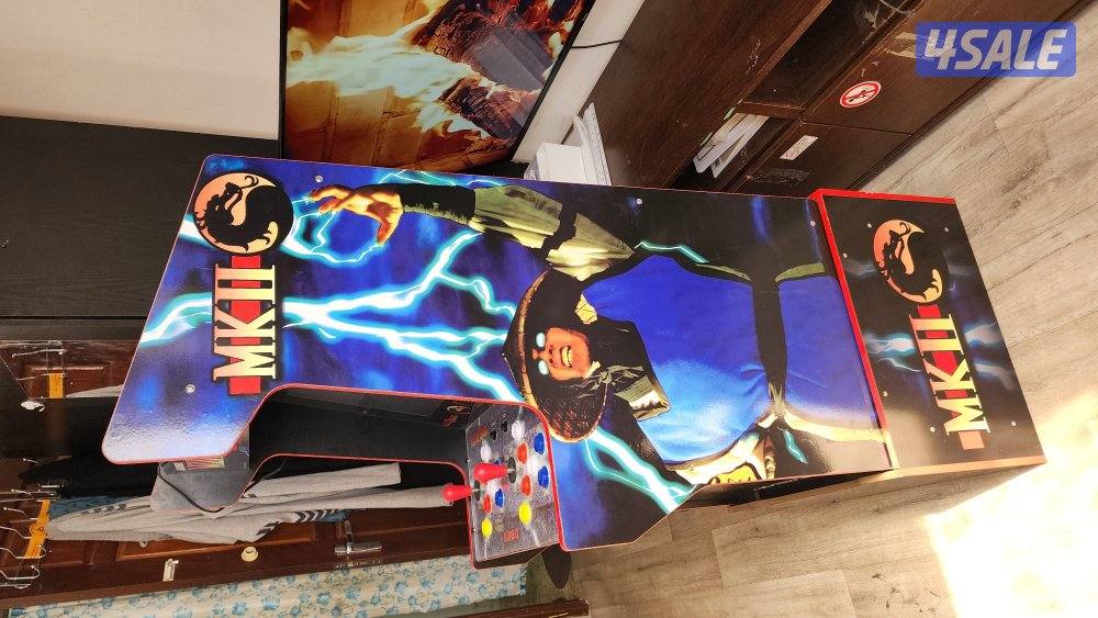 Mortal Kombat arcade game1