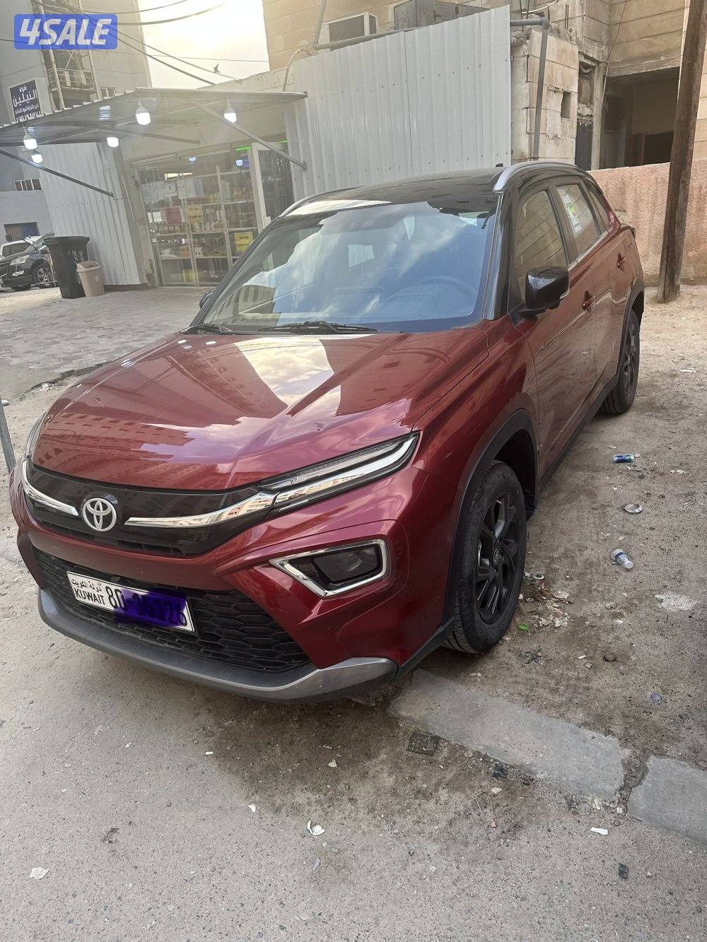 Toyota Urban cruise 2024 full option service in alsayer0