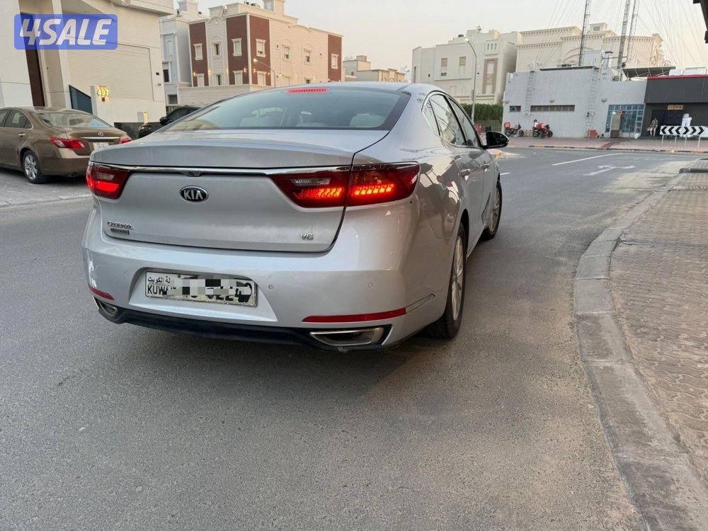 كيا كادينزا مالك اول 20181