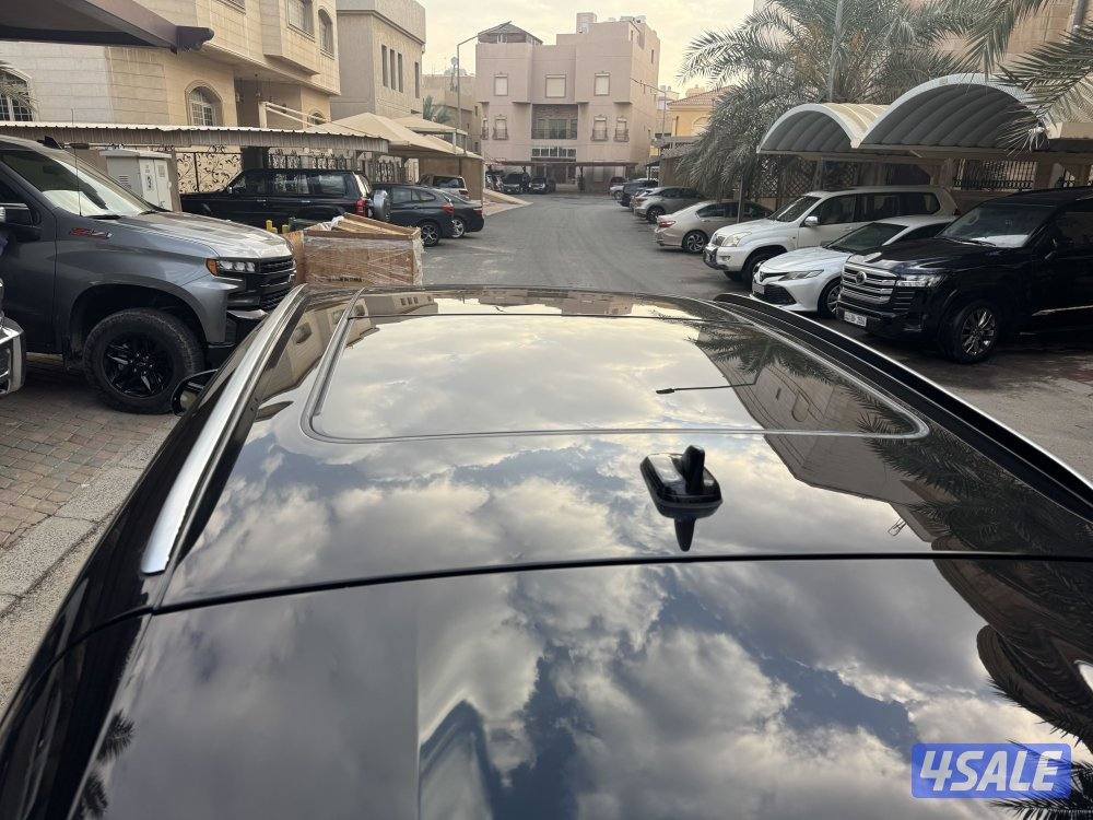 للبيع اودي q5 ماشي ٤٣1