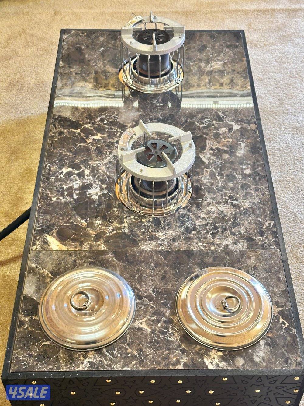 دوه فيها دفايتين غاز مع تمديداتها1