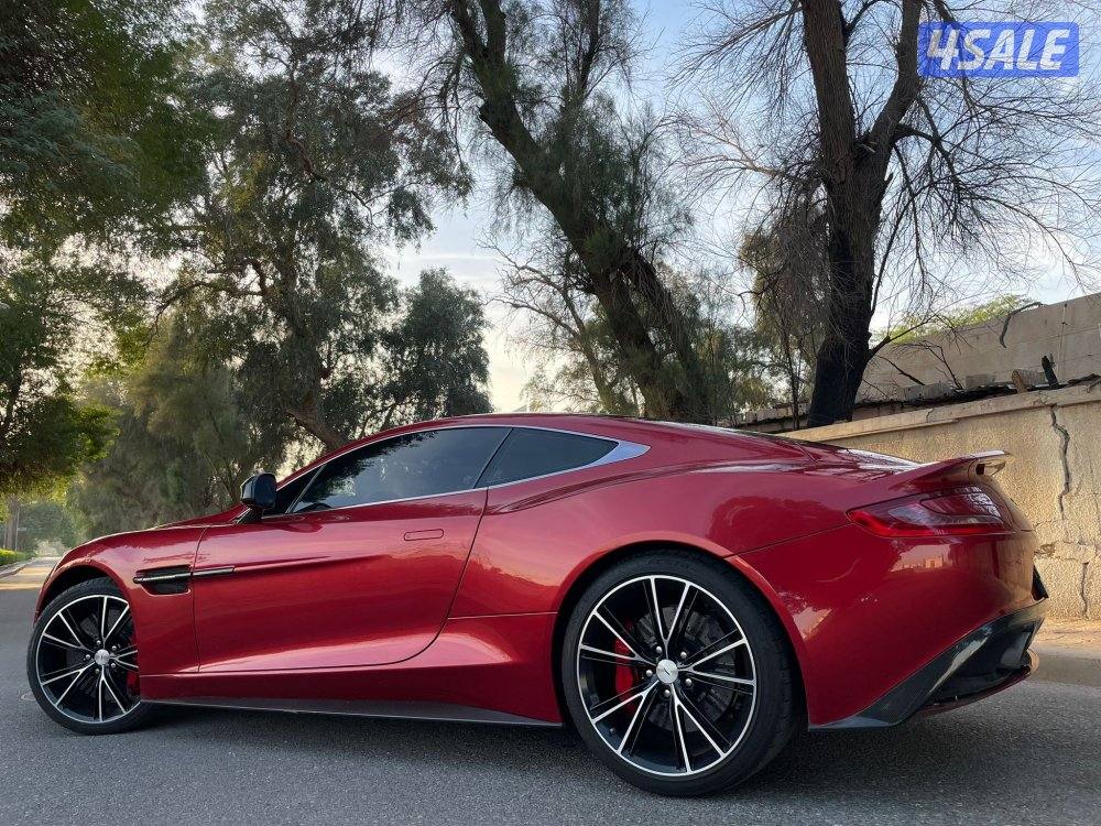 2014 Aston Martin Vanquish V12- استون مارتن فانكويش ٢٠١٤ ١٢ سلندر10