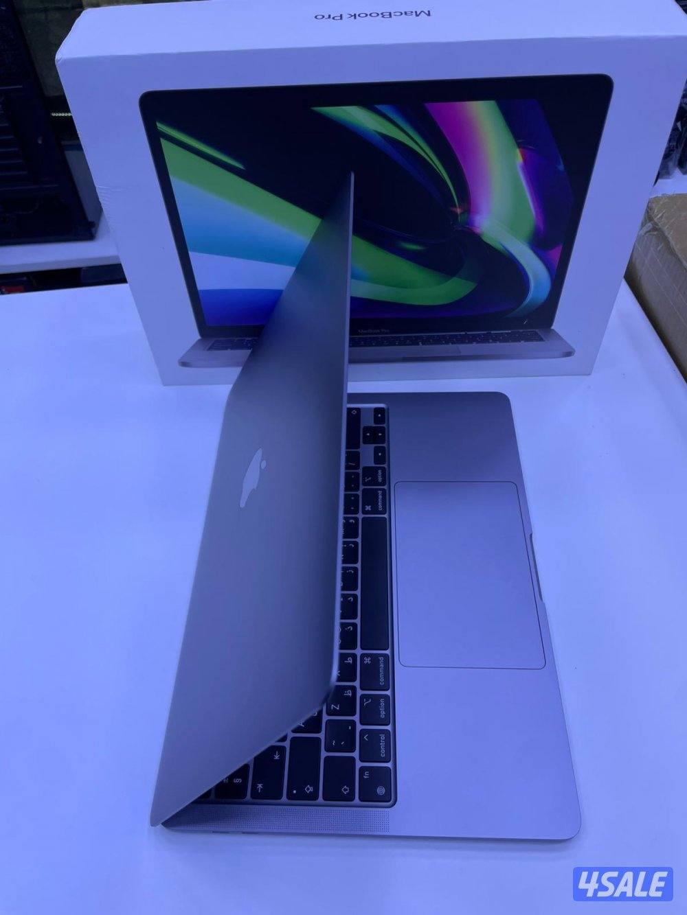 للبيع MacBook Pro M1  ماك برو3