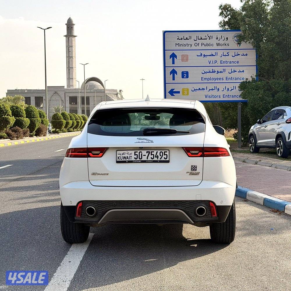 للبيع Jaguar E-Pace 20199