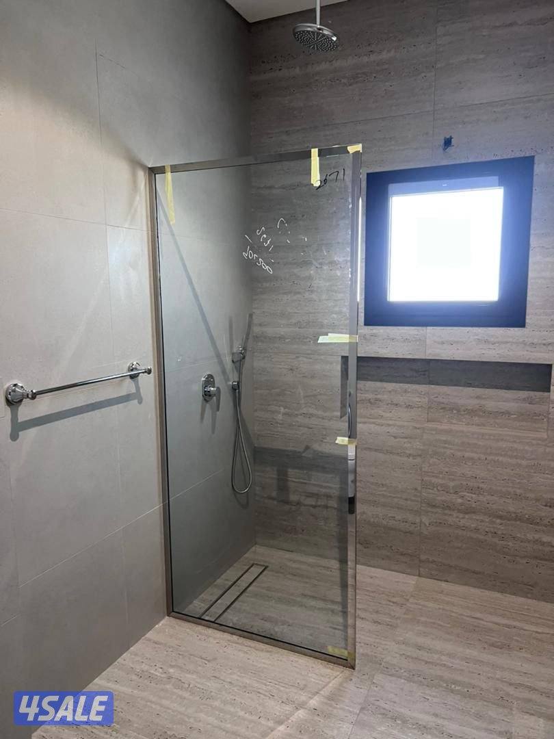 زجاج ومرايه وشاور بكس واجهات وطاولات طعام وتسريحات4