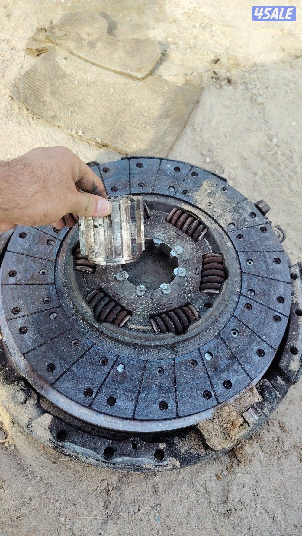 معلم ميكانيكي شاحنات مرسيدس ديزل +فاحص شراء شاحنات عبدالله العسكر أبوف1